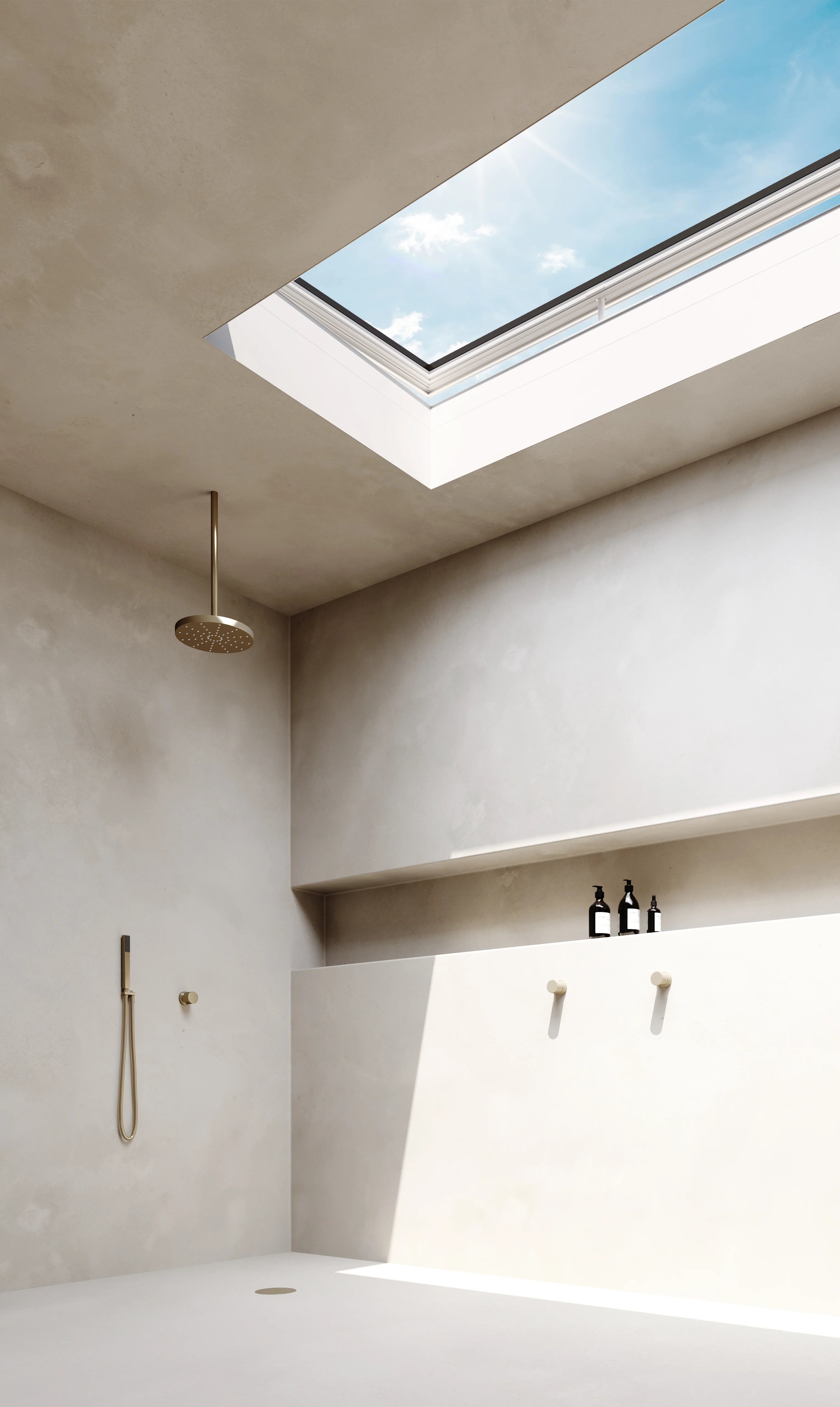 Een lichtkoepel of platdakraam in de badkamer brengt een natuurlijke, serene sfeer. Zeker bij renovaties of nieuwbouw met een plat dak is dit een slimme keuze