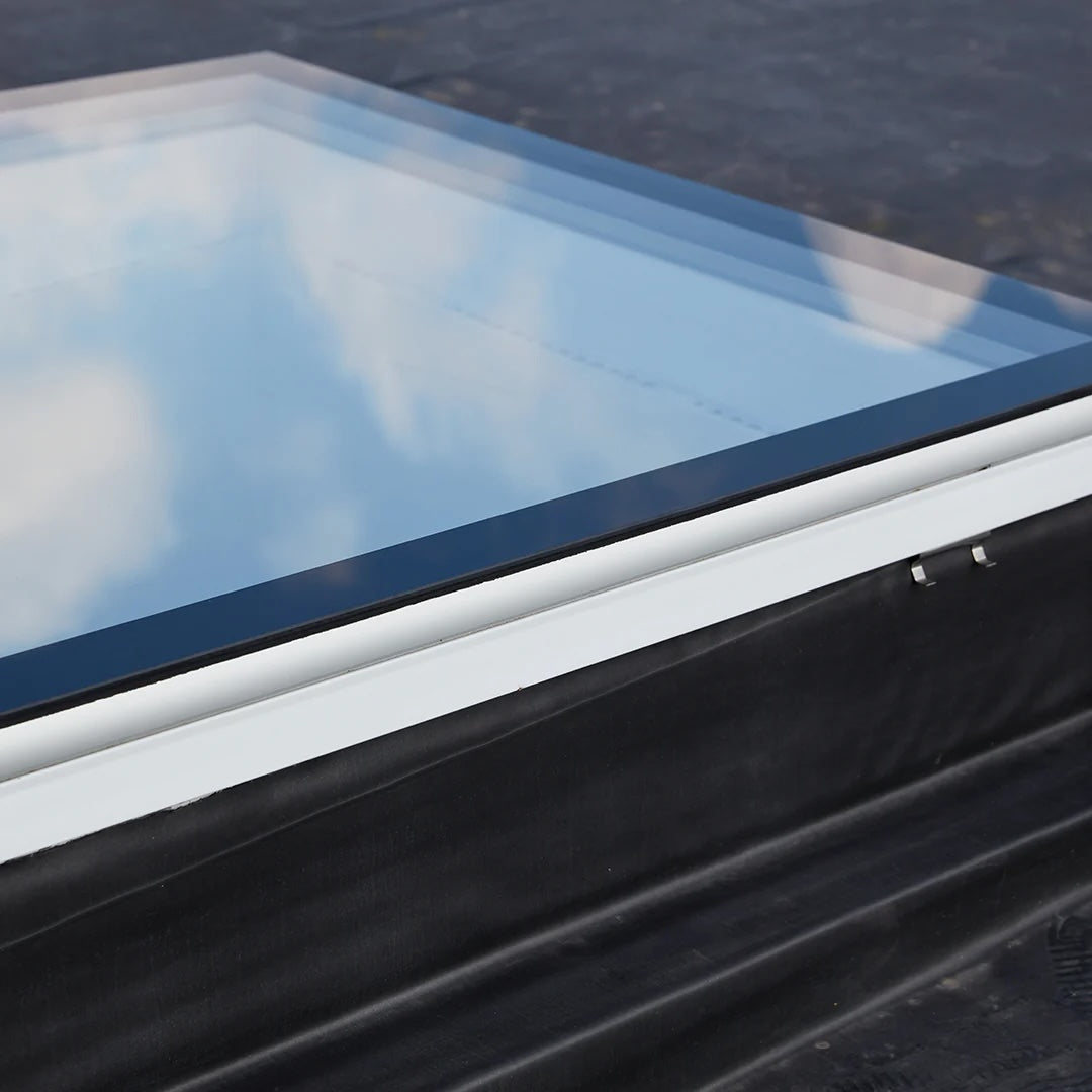 iWindow pevné strešné okno pre plochú strechu 120x210 cm - Skylux